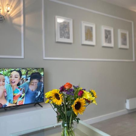 Stunning Apartment In Leeds- Financial District Leeds  Esterno foto