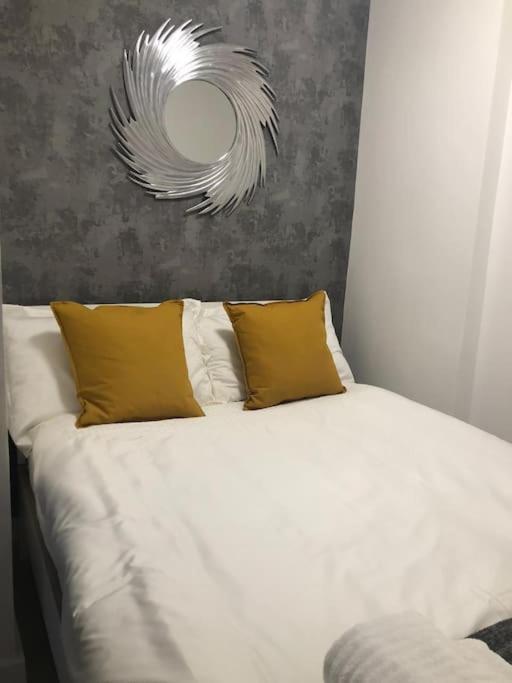 Stunning Apartment In Leeds- Financial District Leeds  Esterno foto