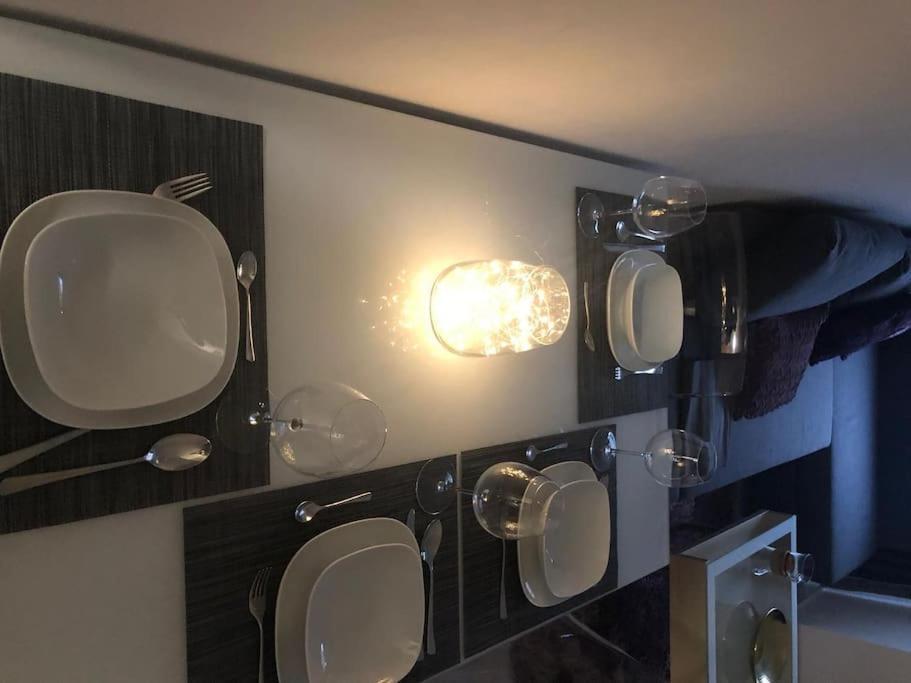 Stunning Apartment In Leeds- Financial District Leeds  Esterno foto