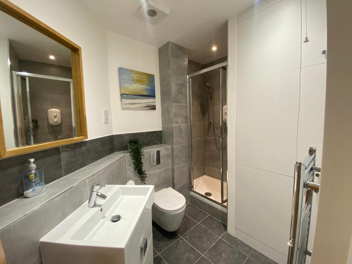 Stunning Apartment In Leeds- Financial District Leeds  Esterno foto